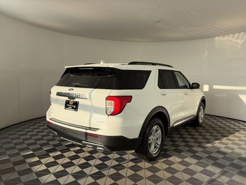 Used 2023 Ford Explorer XLT w/ Equipment Group 202A image 11