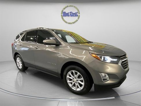 Used 2019 Chevrolet Equinox LT w/ Sun & Navigation Package image 7