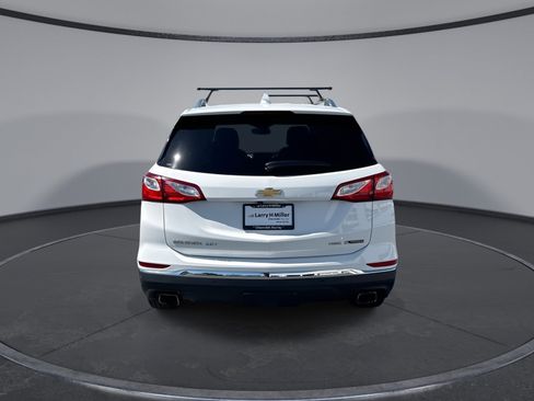 Used 2018 Chevrolet Equinox Premier w/ Infotainment II Package AWD/4WD image 6