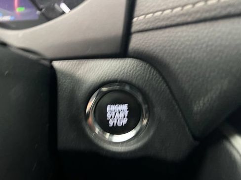 Used 2024 Toyota RAV4 XLE AWD/4WD image 20