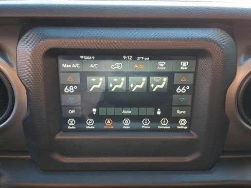 Certified 2023 Jeep Wrangler Willys image 24