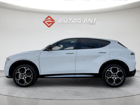 Used 2024 Alfa Romeo Tonale Ti AWD/4WD image 3