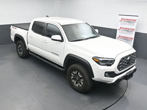 Used 2023 Toyota Tacoma TRD Off-Road AWD/4WD image 24