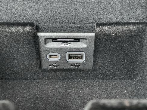 Certified 2023 Cadillac XT5 Premium Luxury image 27