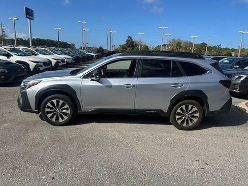 Used 2023 Subaru Outback Limited XT image 12