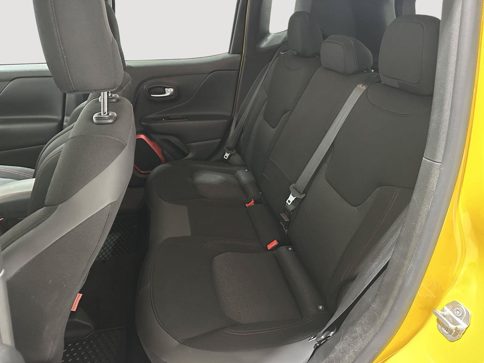 Used 2016 Jeep Renegade Trailhawk AWD/4WD image 23