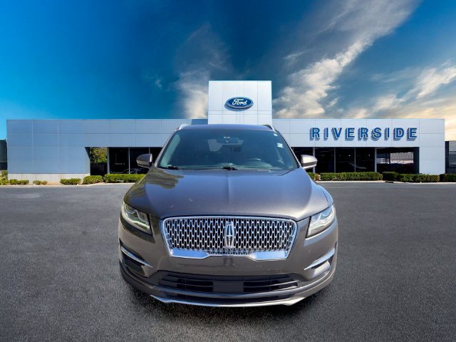 Used 2019 Lincoln MKC Premiere FWD image 2