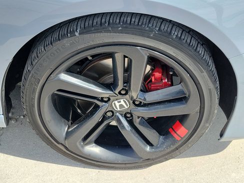 Used 2021 Honda Accord Sport image 8