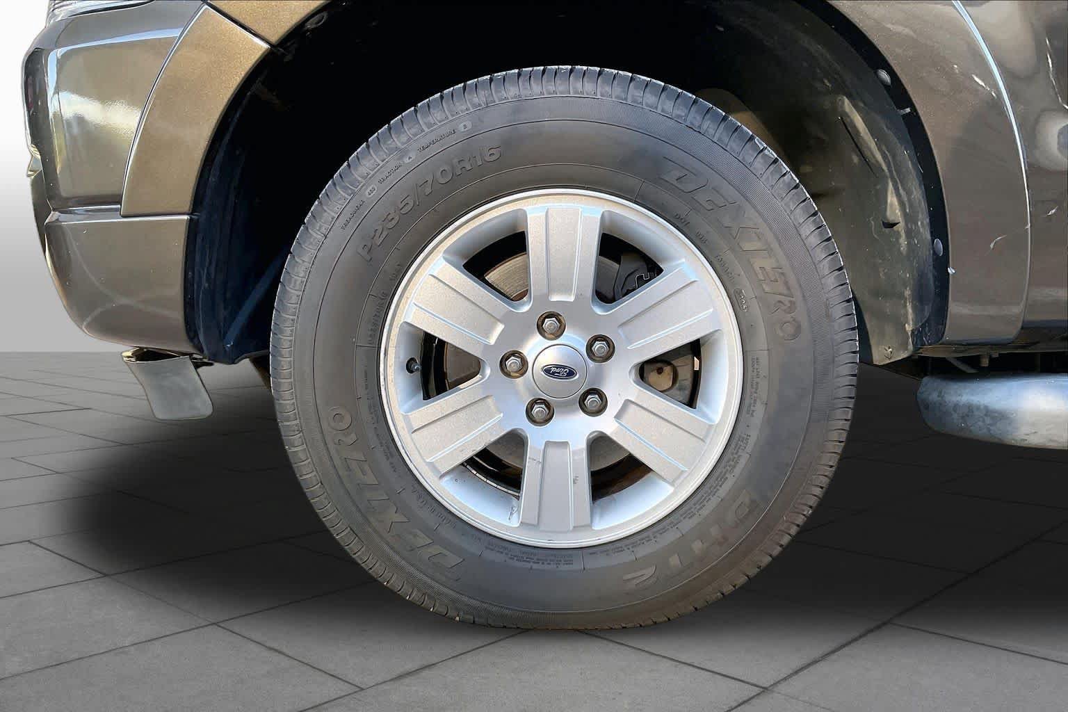 Used 2008 Ford Explorer XLT RWD image 11