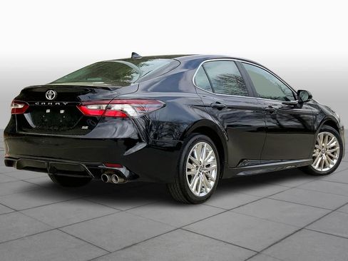 Used 2024 Toyota Camry SE FWD image 13