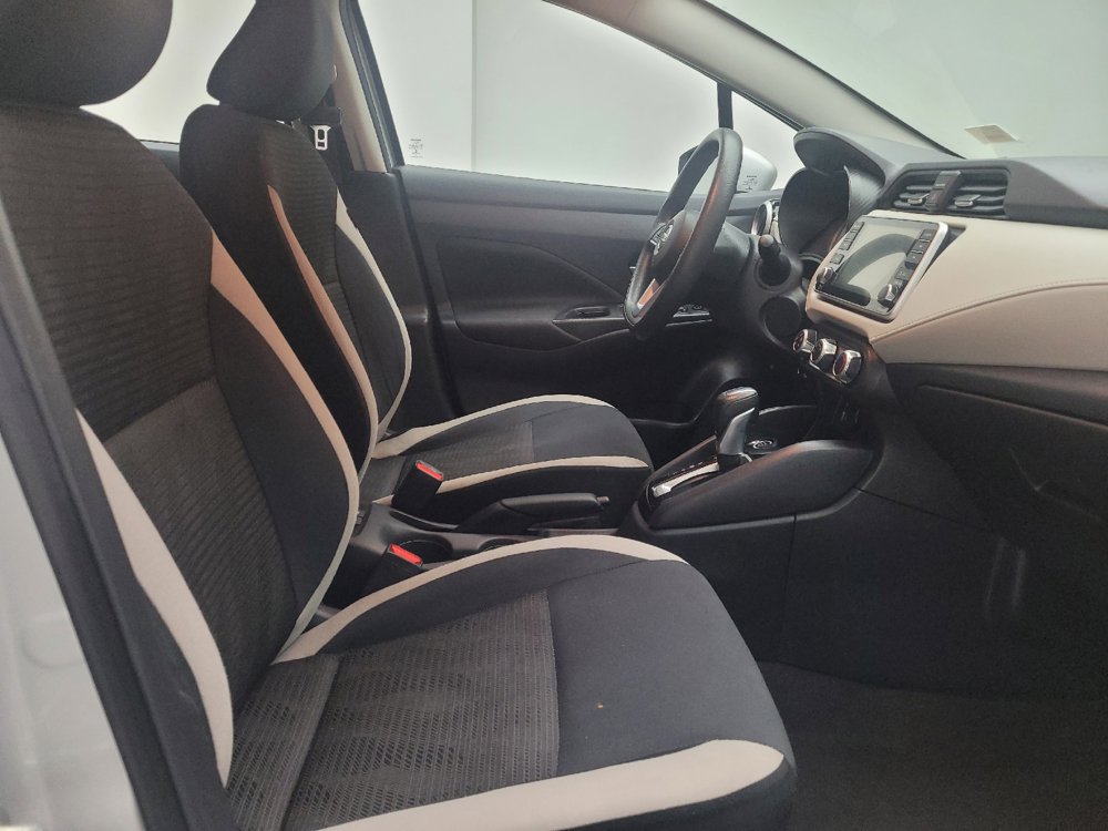 Used 2021 Nissan Versa SV FWD image 21