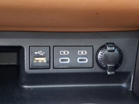 Used 2023 Toyota Highlander Platinum image 27