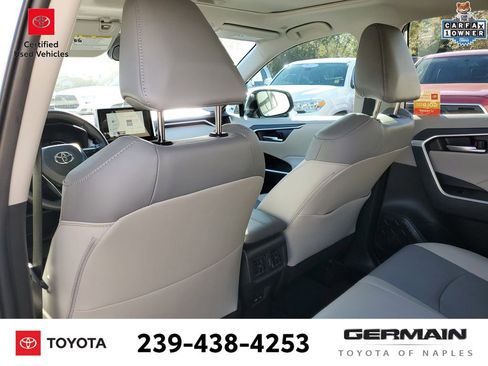 Used 2025 Toyota RAV4 XLE Premium image 21