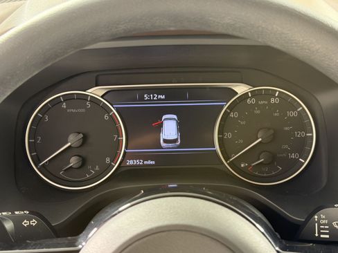Used 2023 Nissan Rogue SV AWD/4WD image 20