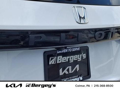 Used 2023 Honda Pilot Touring image 37
