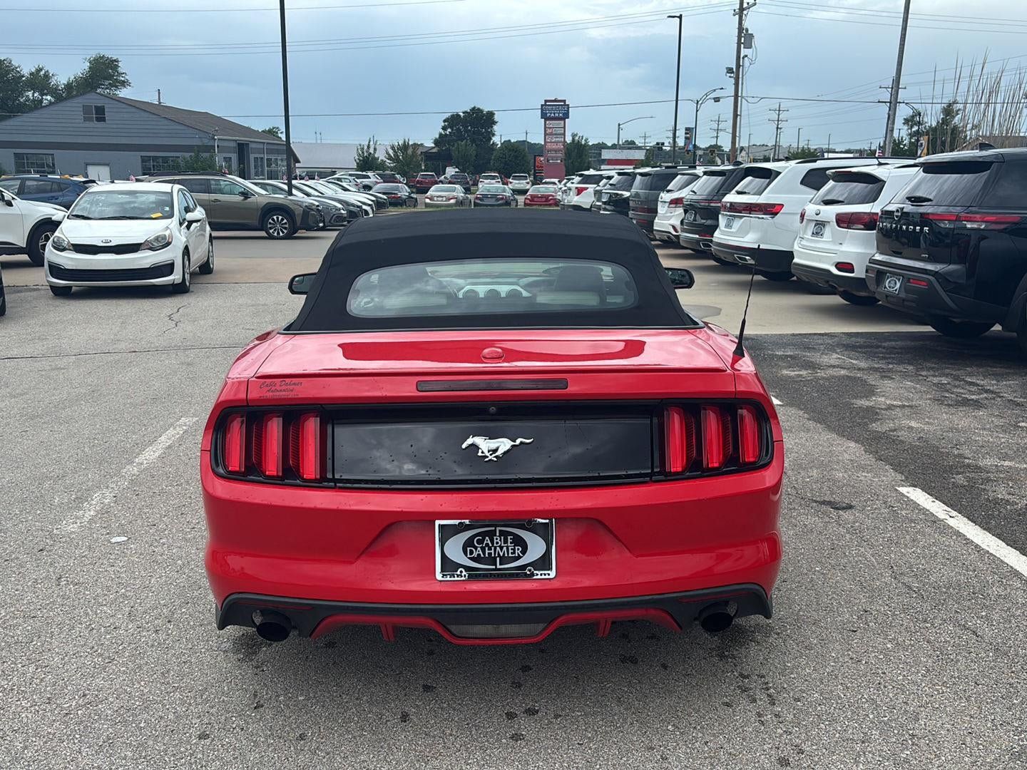 Used 2016 Ford Mustang Premium RWD image 5