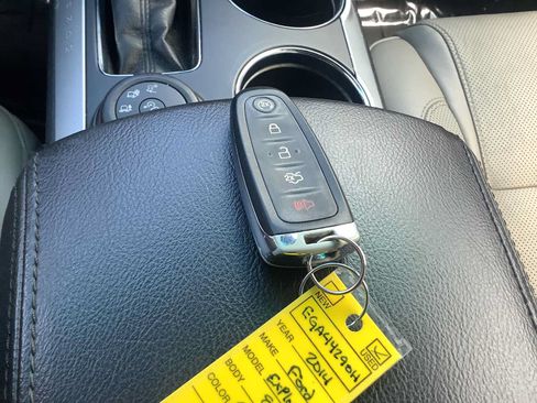 Used 2014 Ford Explorer Limited w/ Equipment Group 302A AWD/4WD image 19