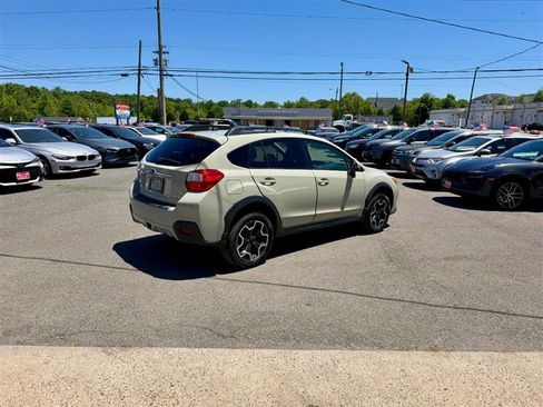 Used 2015 Subaru Crosstrek 2.0i Premium w/ Popular Package #1 AWD/4WD image 6
