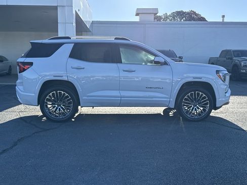 New 2026 GMC Terrain Denali image 2