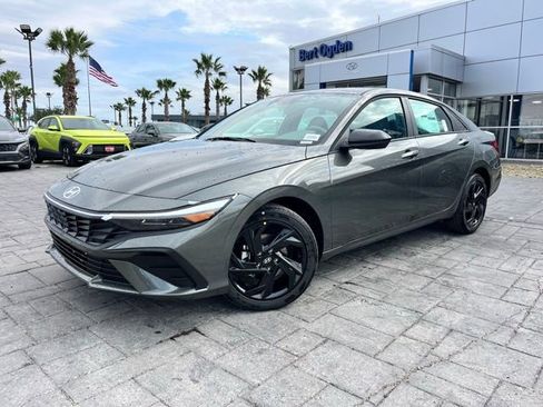 New 2026 Hyundai Elantra Sport w/ Cargo Package FWD image 3