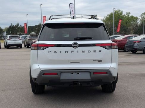 New 2026 Nissan Pathfinder Platinum AWD/4WD image 4