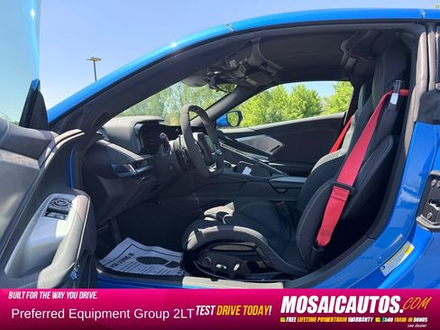 Used 2024 Chevrolet Corvette Stingray Preferred Cpe w/ Z51 Performance Package RWD image 9