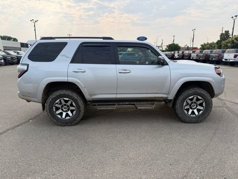 Used 2024 Toyota 4Runner TRD Off-Road Premium w/ Moonroof Package AWD/4WD image 12
