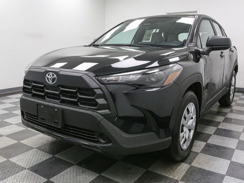 New 2026 Toyota Corolla Cross L AWD/4WD image 4