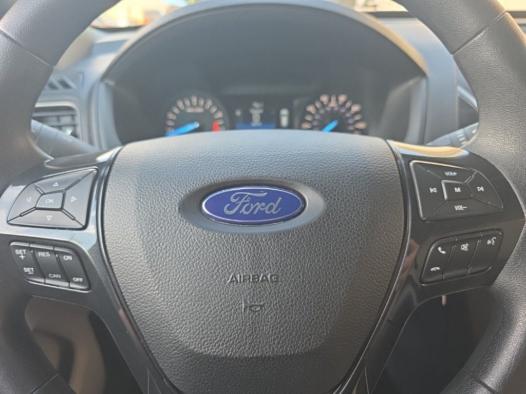 Used 2019 Ford Explorer FWD image 16