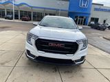 Used 2023 GMC Terrain SLE w/ Driver Convenience Package image 3