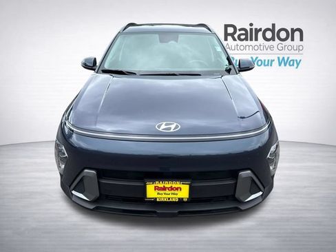 Used 2024 Hyundai Kona SEL AWD/4WD image 2