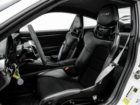 Used 2016 Porsche 911 GT3 RS RWD image 47