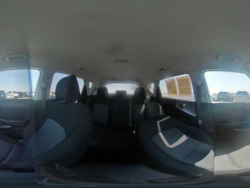 Used 2025 Kia Soul LX w/ LX Technology Package FWD image 40