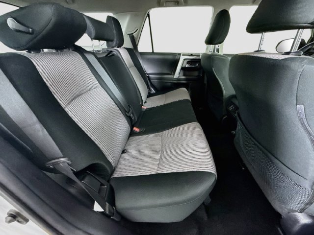 Certified 2022 Toyota 4Runner SR5 AWD/4WD image 28