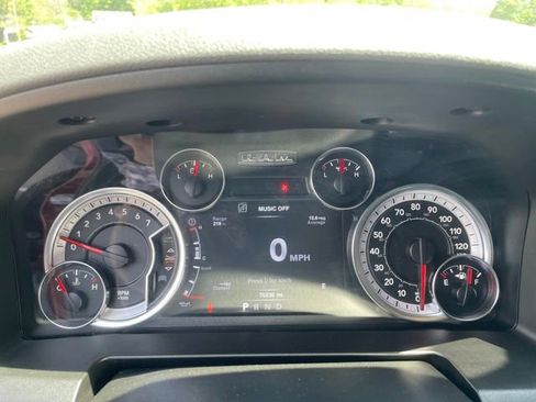 Used 2019 RAM 1500 Big Horn AWD/4WD image 16