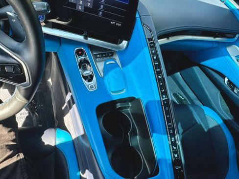 Used 2022 Chevrolet Corvette Stingray Premium Cpe w/ Battery Protection Package RWD image 21