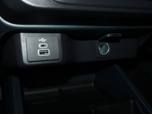 New 2026 Ford Maverick XL AWD/4WD image 13