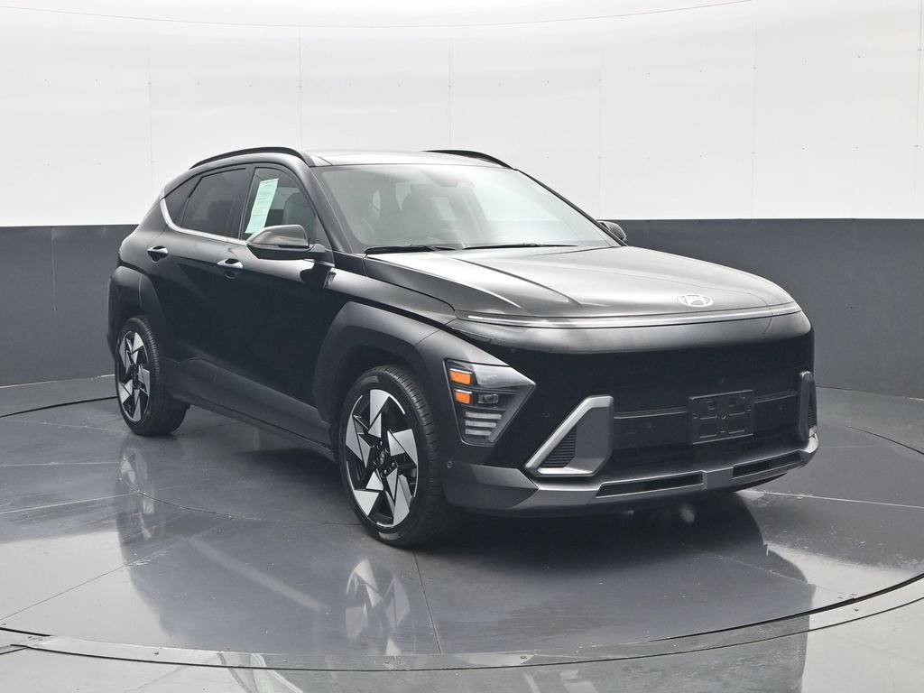 Certified 2024 Hyundai Kona Limited FWD image 4