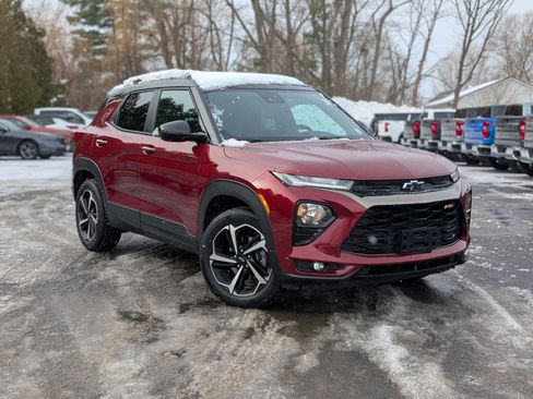 Certified 2023 Chevrolet TrailBlazer RS w/ Convenience Package image 1