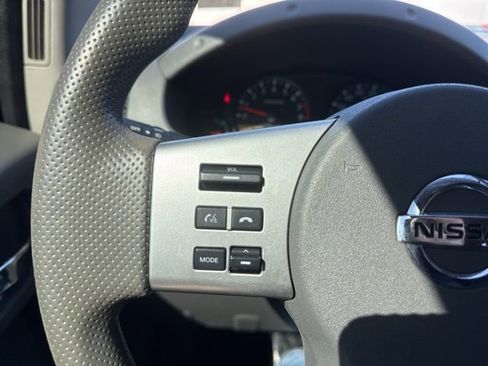 Used 2021 Nissan Frontier SV w/ Midnight Edition Floor Mats AWD/4WD image 25
