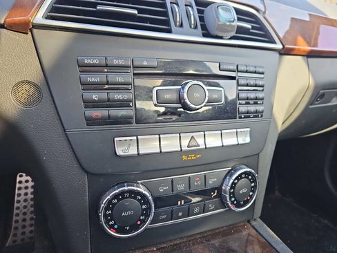 Used 2012 Mercedes-Benz C 250 C 250 Sport 4dr Sedan image 20