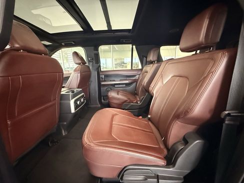 Used 2024 Ford Expedition Max Limited image 18