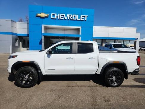 Used 2023 GMC Canyon Elevation AWD/4WD image 1