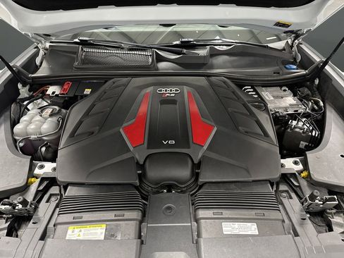 Used 2023 Audi RS Q8 4.0T w/ Black Optic Package image 38