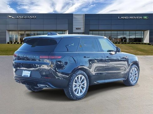 New 2026 Land Rover Range Rover Sport SE image 3
