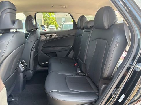 New 2026 Kia Sportage EX image 28