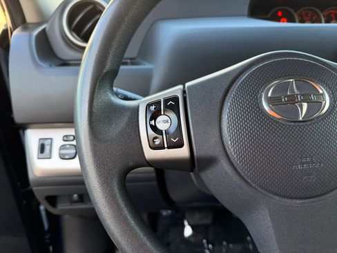 Used 2013 Scion xB FWD image 23