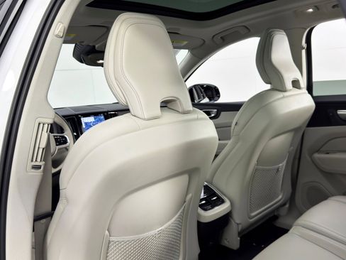 Used 2023 Volvo XC60 B5 Ultimate w/ Protection Package Premier image 36