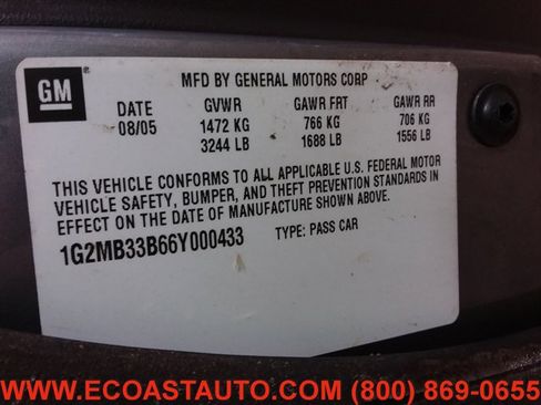 Used 2006 Pontiac Solstice Convertible w/ Premium Package image 15