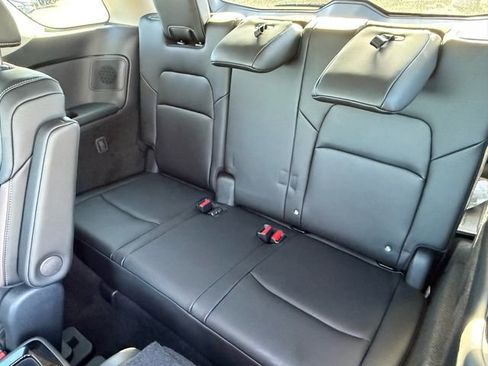 New 2026 Nissan Pathfinder Platinum AWD/4WD image 13